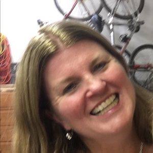 Meet your Posher, Sandi